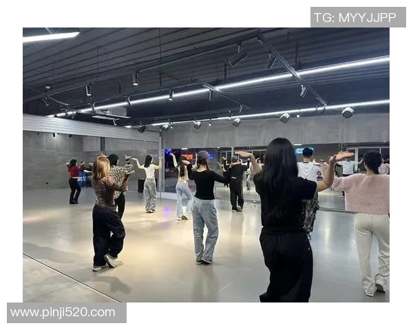 武汉街舞队心理素质提升之路：热议街舞带来的变革与挑战