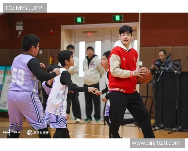 篮球魅力无穷：深入解析杭州篮球队的团队合作与默契精神