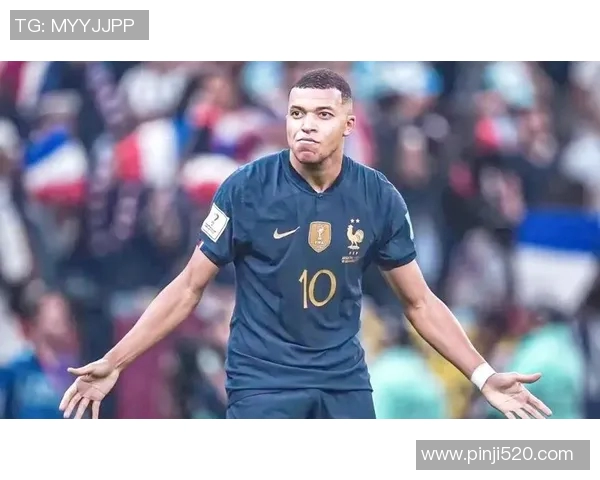 姆巴佩领衔法国队冲击世界杯冠军决战赛场展现超凡实力与团队精神