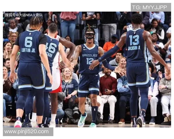 火箭队与雷霆队历史交锋分析及战绩回顾