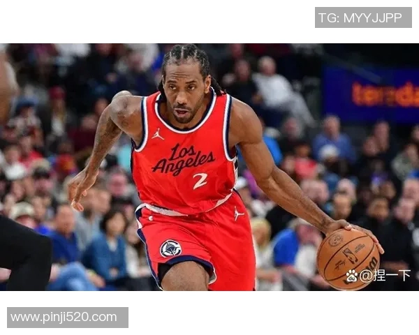 快船与国王激战三月二十七日NBA季后赛争夺战精彩回顾与分析